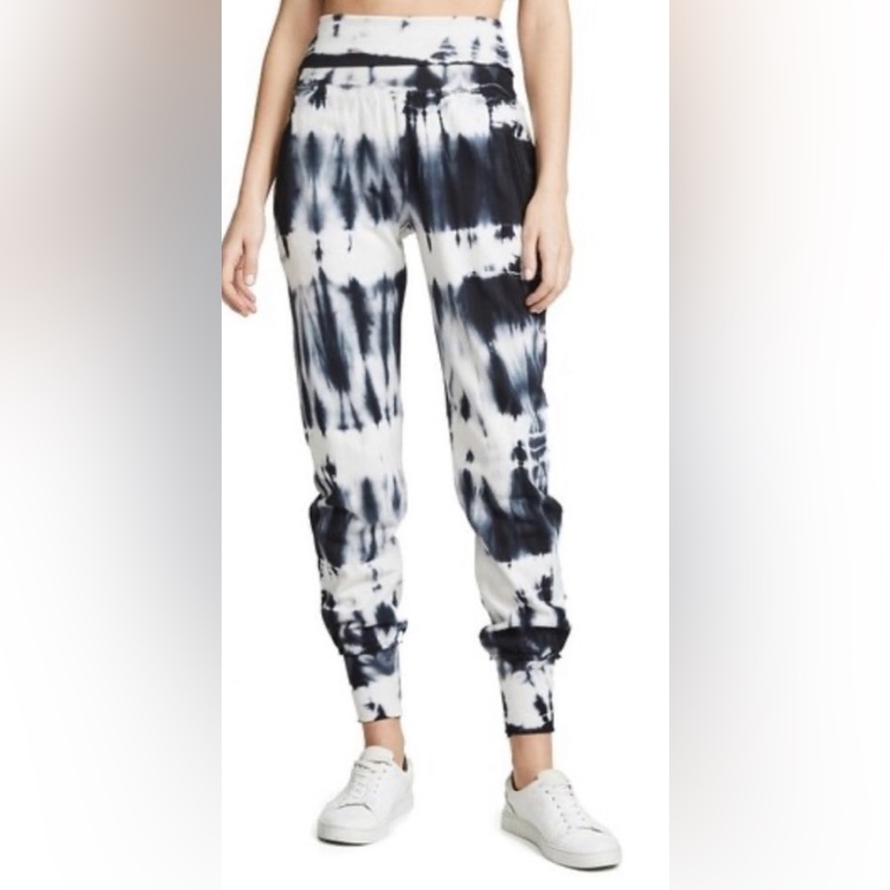 Young Fabulous and Broke Groove top high waisted joggers XS